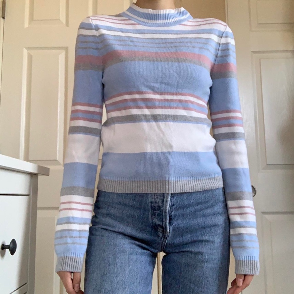 Forever 21 pastel long sleeve top